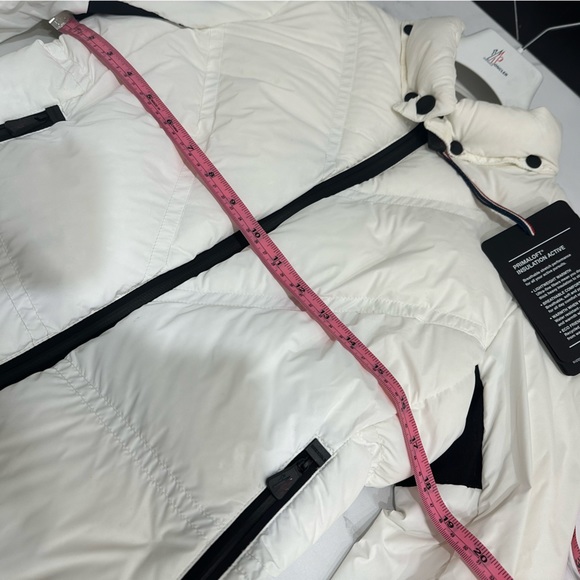 Moncler Grenoble Vailly Zip-Up Quilted Jacket - Picture 14 of 16